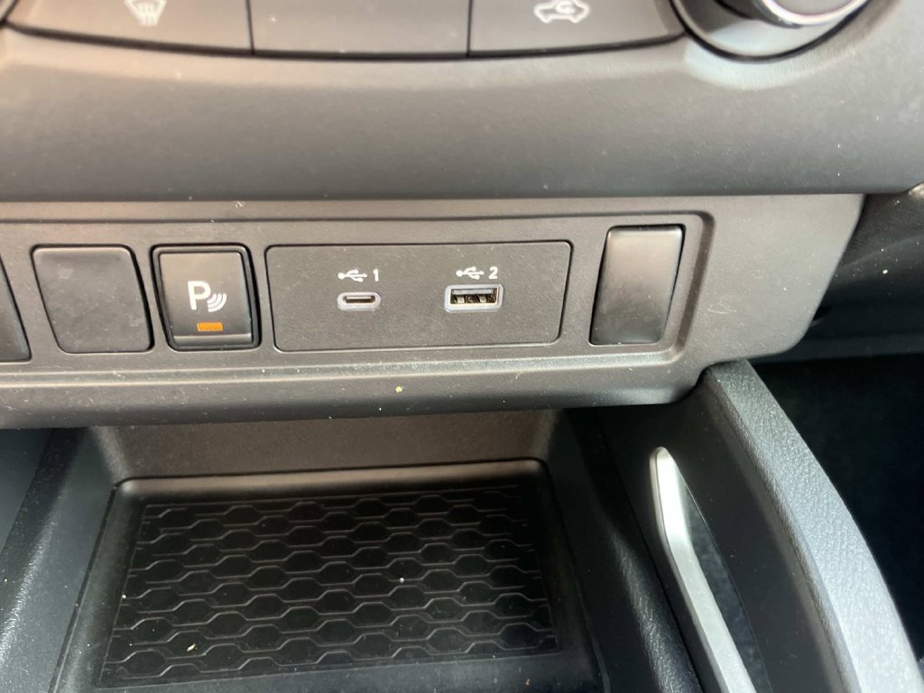 Used 2023 Nissan Frontier SV w/ Technology Package RWD image 38