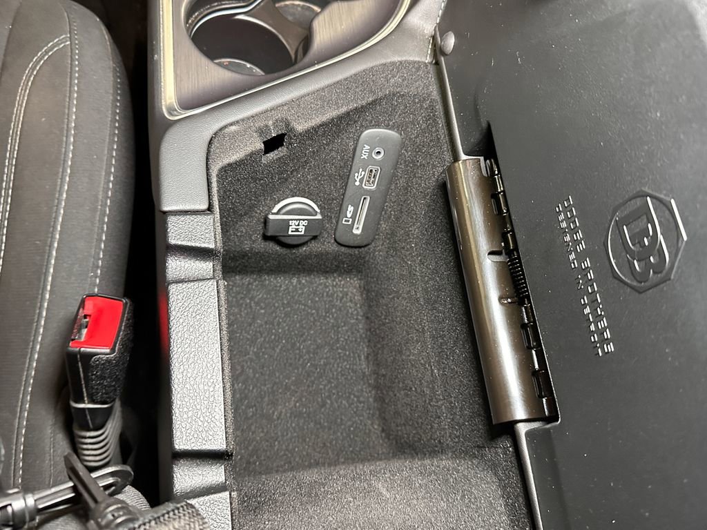 Used 2016 Dodge Challenger SXT w/ Sound Group image 36