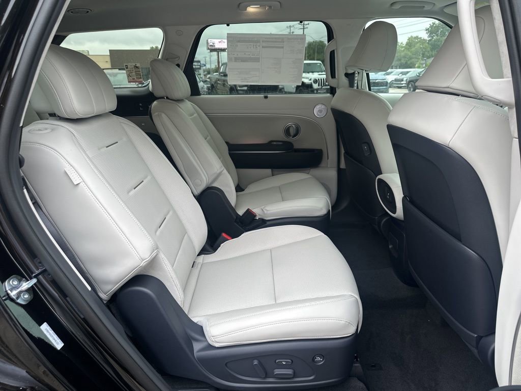 New 2026 Hyundai Palisade Calligraphy image 13