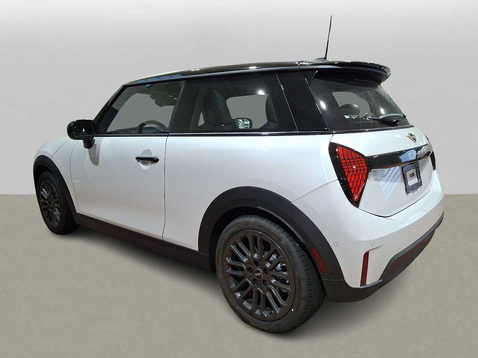 Used 2026 MINI Cooper S FWD image 5