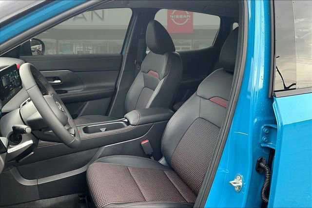 New 2026 Nissan Kicks SR image 9