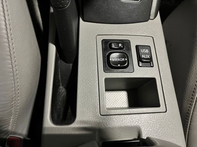 Used 2012 Toyota RAV4 Limited w/ Navigation Value Pkg AWD/4WD image 19