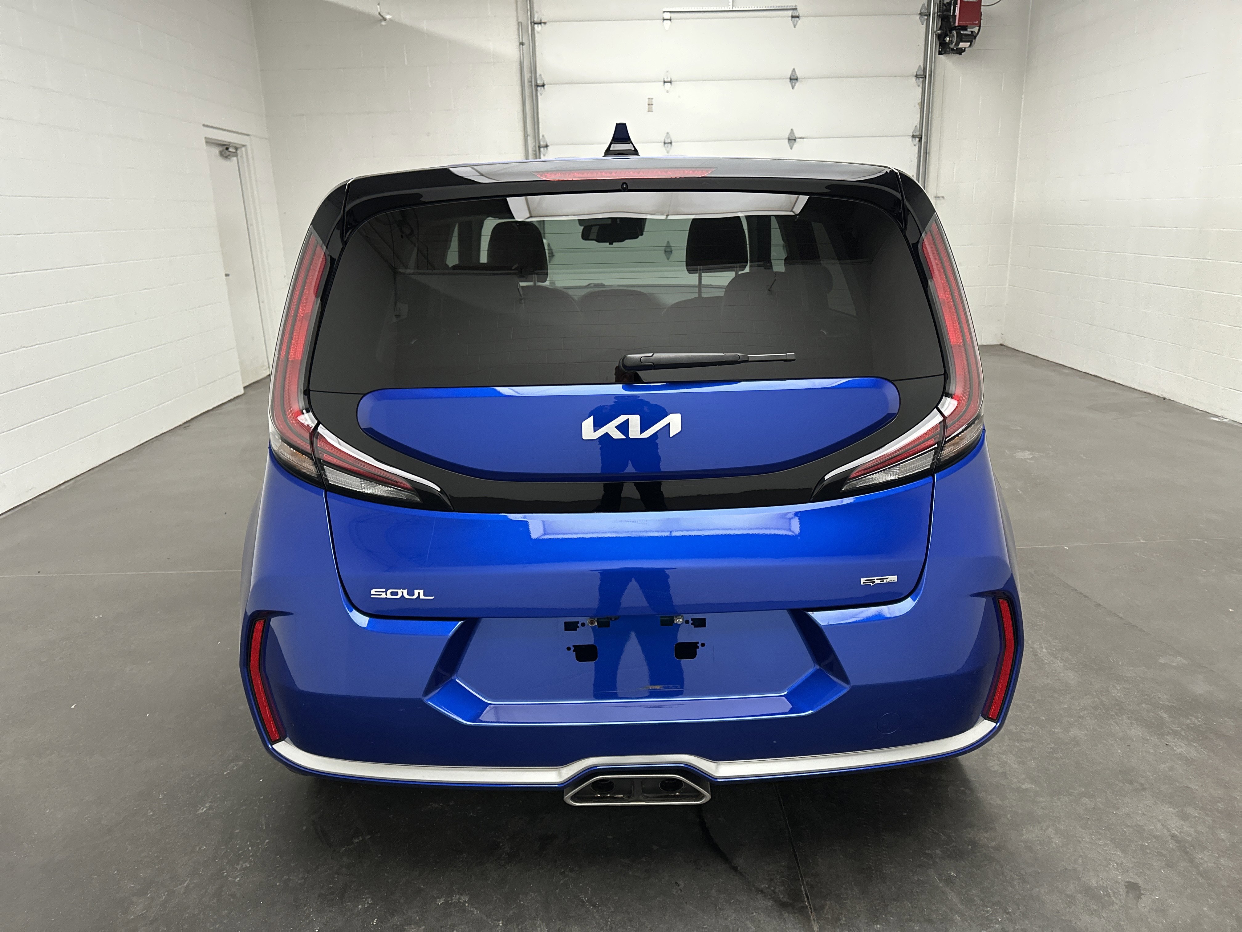 Used 2023 Kia Soul GT-Line image 8