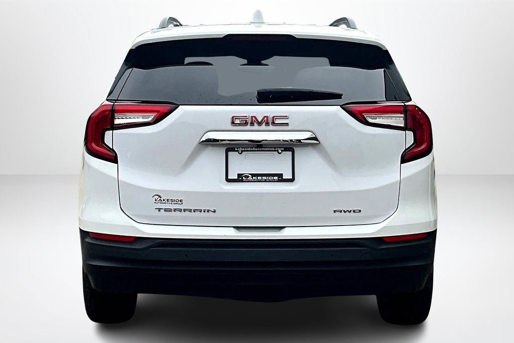 Used 2023 GMC Terrain SLE w/ Driver Convenience Package image 6