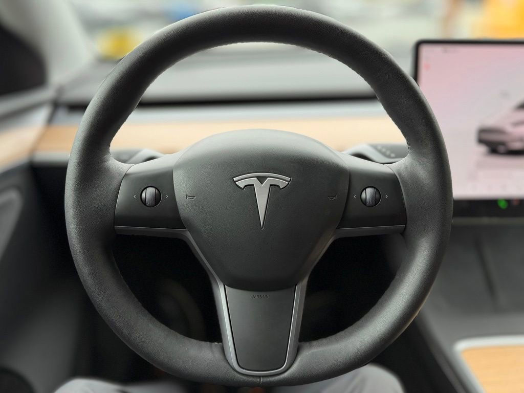 Used 2023 Tesla Model Y Long Range AWD/4WD image 8