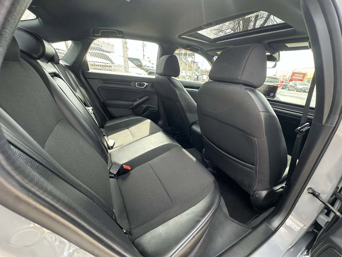 Used 2025 Honda Civic Sport image 32