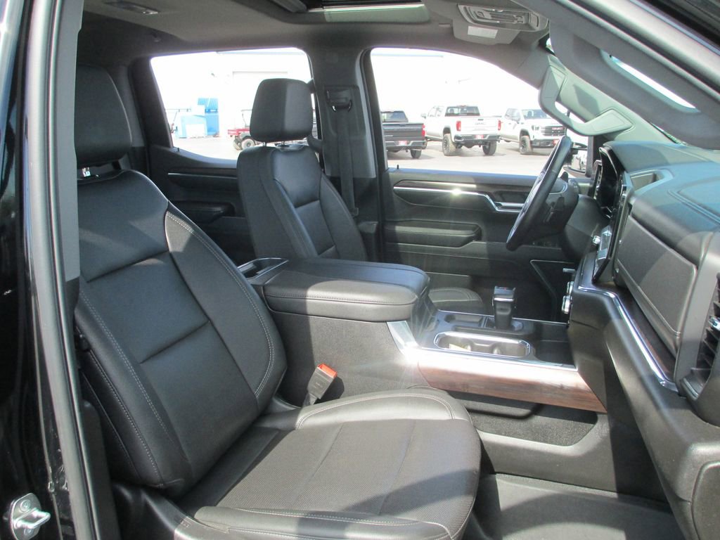 Used 2024 GMC Sierra 1500 SLT w/ SLT Premium Plus Package image 24