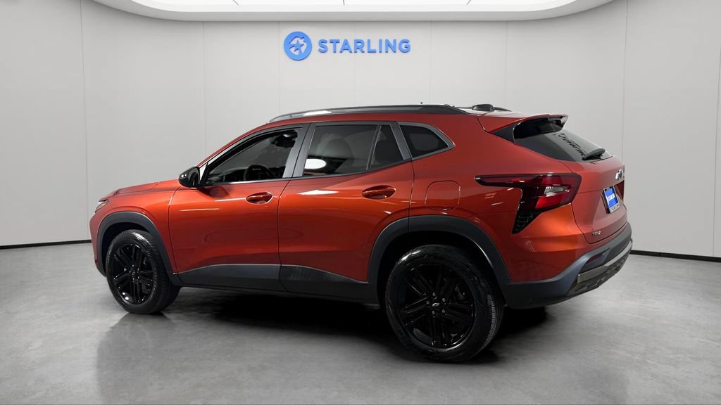 Certified 2024 Chevrolet Trax ACTIV w/ Sunroof Package FWD image 4