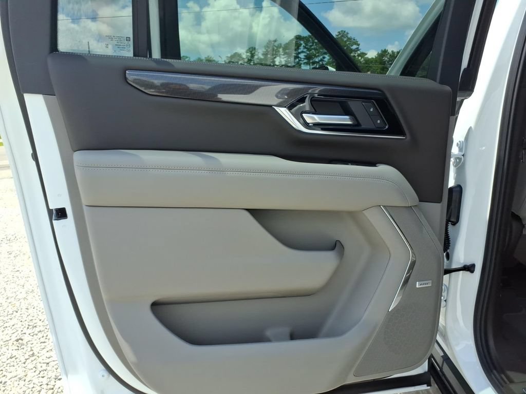 New 2026 GMC Yukon XL Elevation AWD/4WD image 18