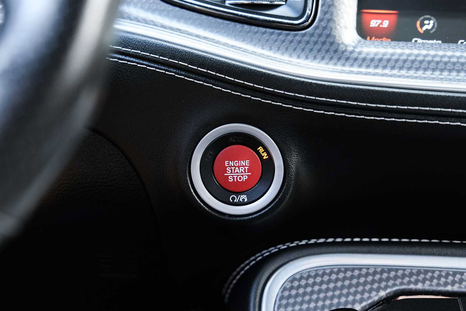 Used 2020 Dodge Challenger SRT Hellcat RWD image 39