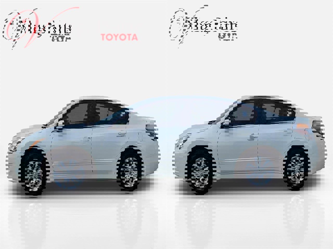 Used 2010 Nissan Altima 2.5 SL w/ SL Pkg image 2