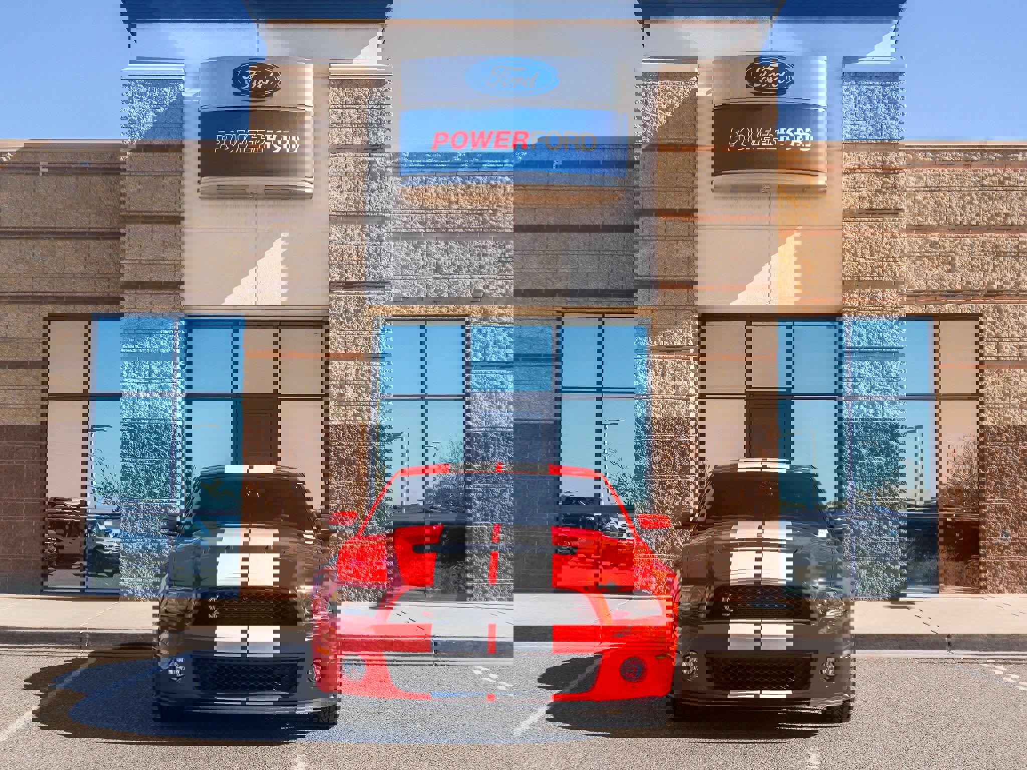 Used 2011 Ford Mustang Shelby GT500 w/ Electronics Pkg image 3