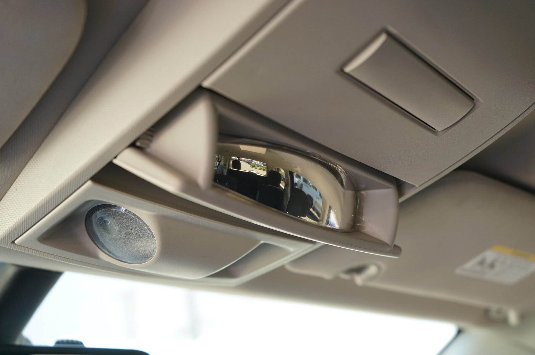 Used 2019 Dodge Grand Caravan SE w/ UConnect Hands-Free Group FWD image 21