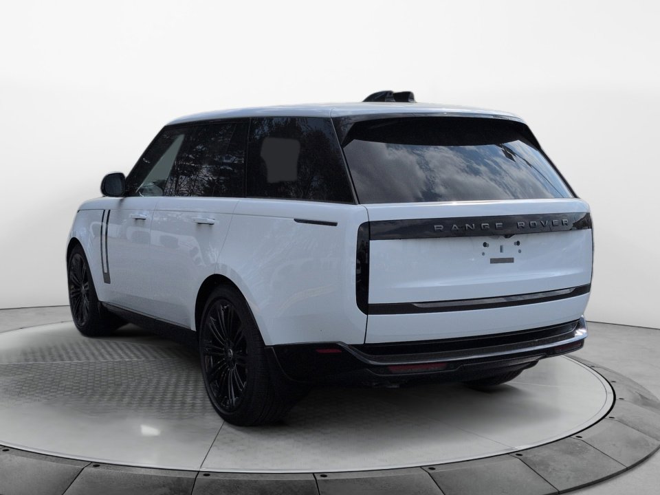 New 2025 Land Rover Range Rover SE AWD/4WD image 5