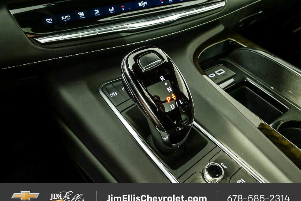 Certified 2023 Cadillac Escalade Sport Platinum w/ LPO, ONYX Package AWD/4WD image 18