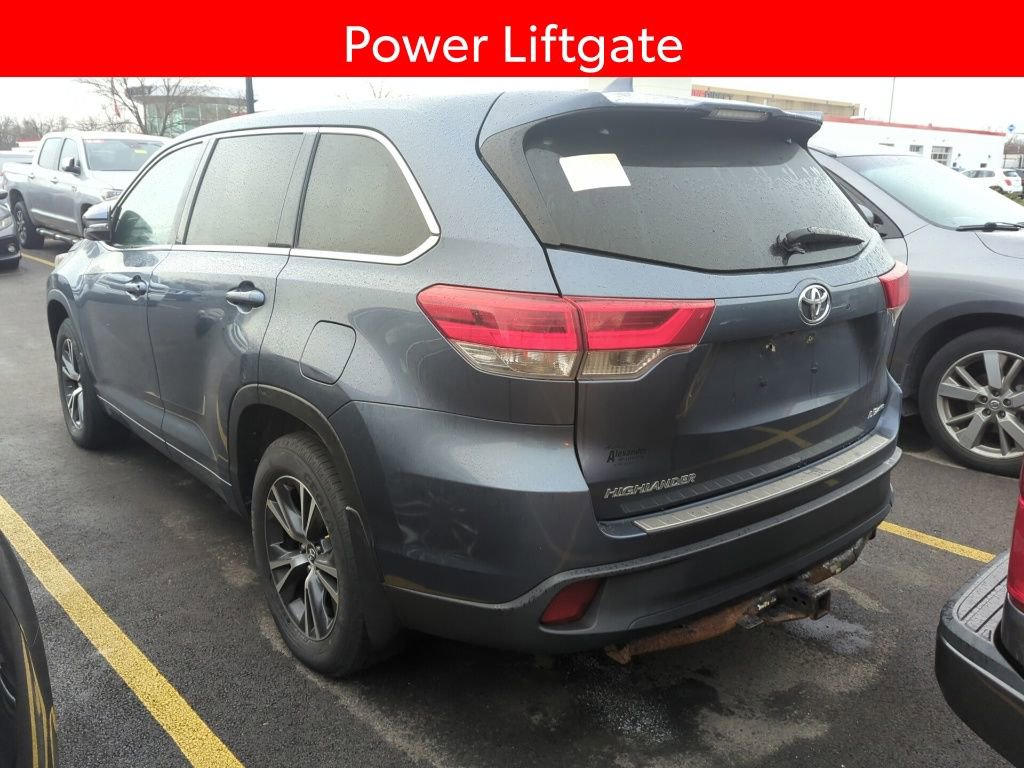 Used 2017 Toyota Highlander Plus image 4