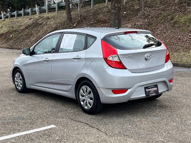 Used 2017 Hyundai Accent SE image 23