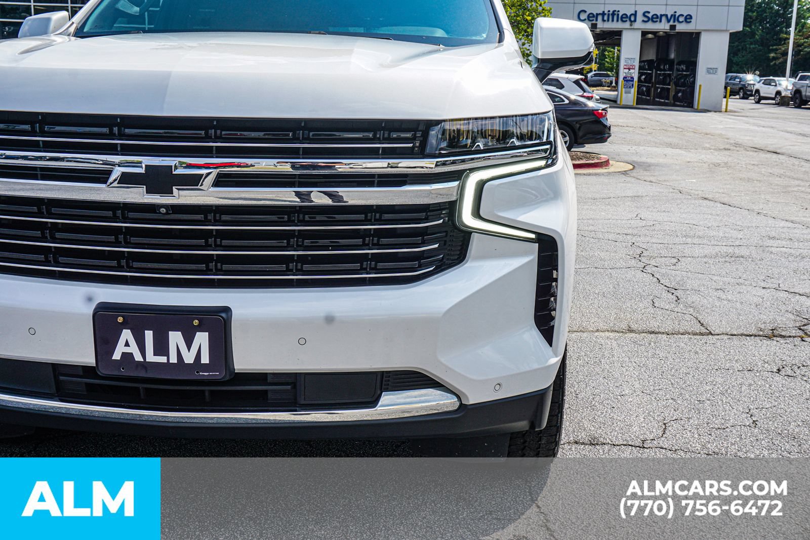 Used 2022 Chevrolet Suburban LT w/ LT Signature Package AWD/4WD image 18