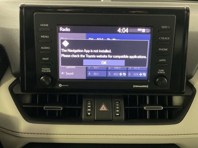 Used 2022 Toyota RAV4 XLE Premium image 19