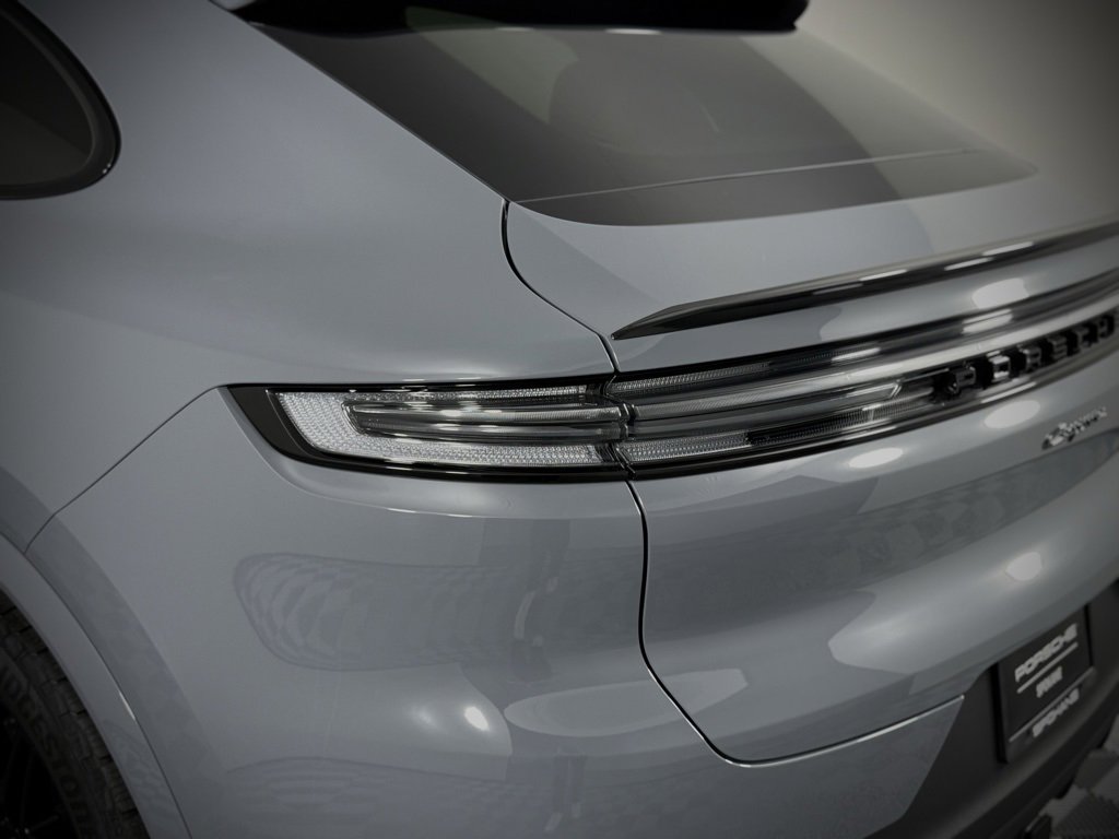 New 2026 Porsche Cayenne Coupe image 13