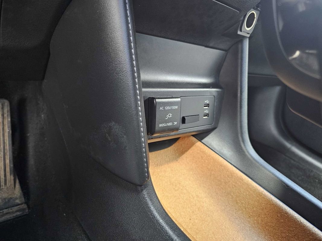 Used 2022 MAZDA MX-30 Electric w/ Premium Plus Pkg image 40