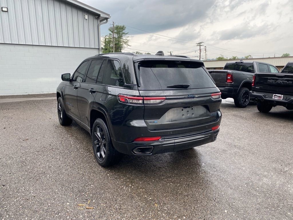 Used 2023 Jeep Grand Cherokee 30th Anniversary AWD/4WD image 7