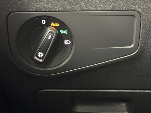 Used 2022 Volkswagen Tiguan SE image 23