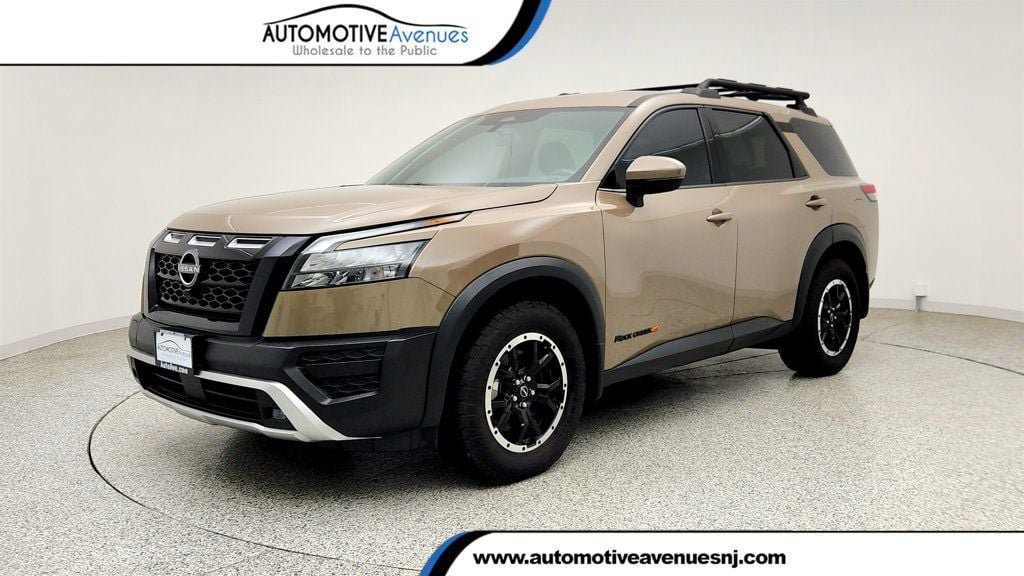 Used 2025 Nissan Pathfinder Rock Creek AWD/4WD image 1