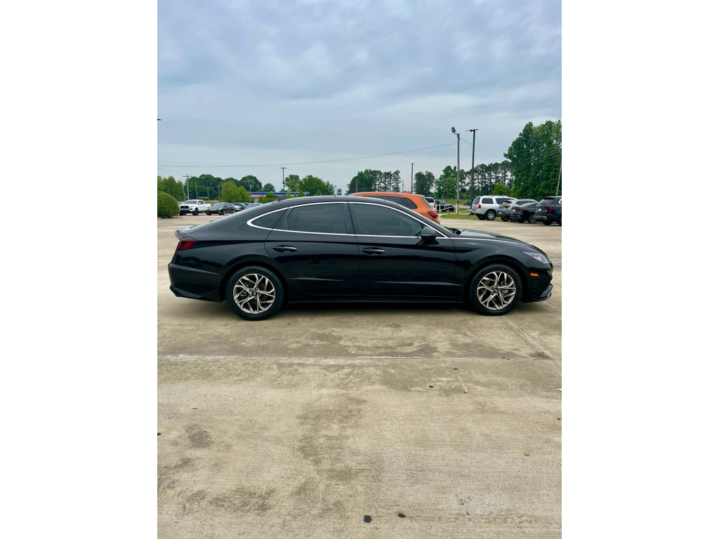 Used 2021 Hyundai Sonata SEL w/ Convenience Package FWD image 4