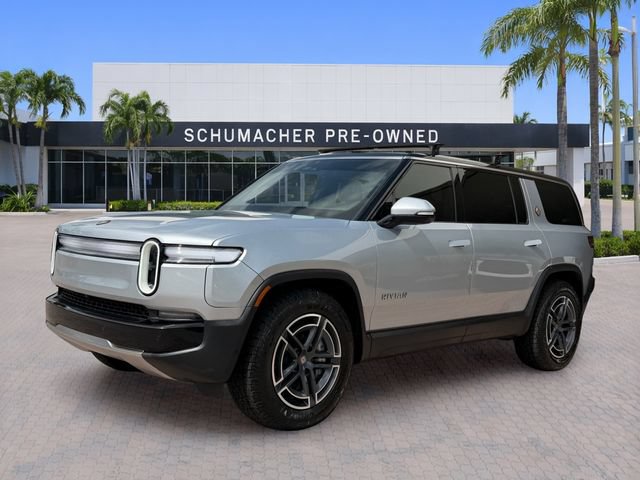 Used 2025 Rivian R1S Adventure AWD/4WD image 3