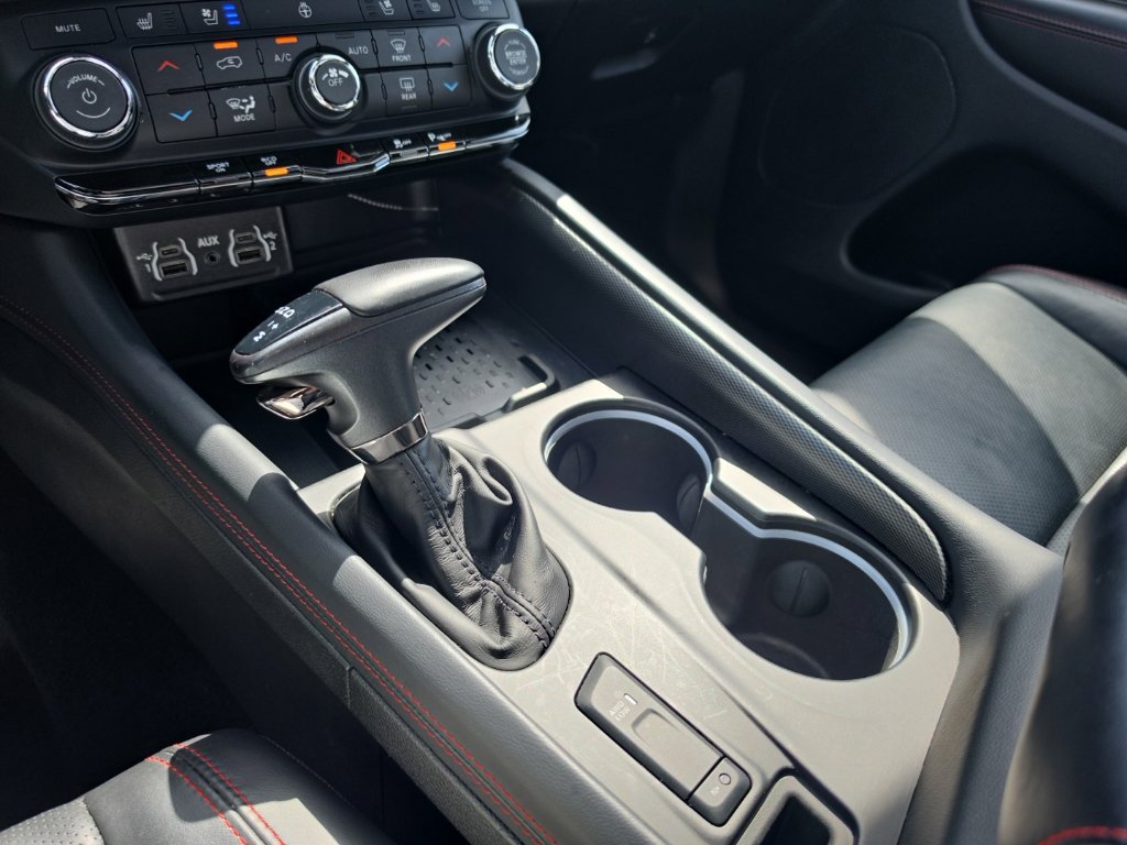 Used 2025 Dodge Durango R/T AWD/4WD image 23
