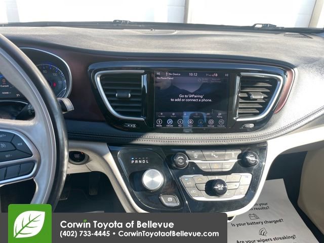 Used 2020 Chrysler Pacifica Limited image 11