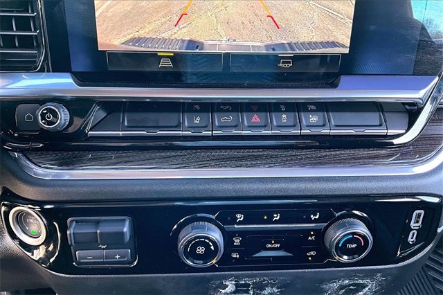 Used 2024 Chevrolet Silverado 2500 LT image 17