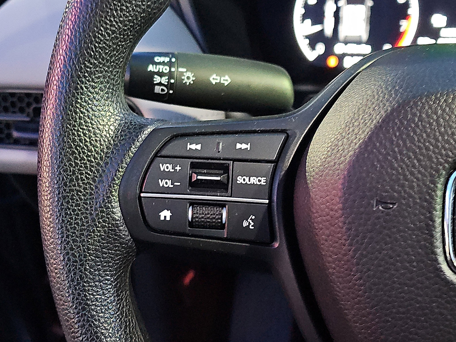 Used 2023 Honda HR-V LX image 20