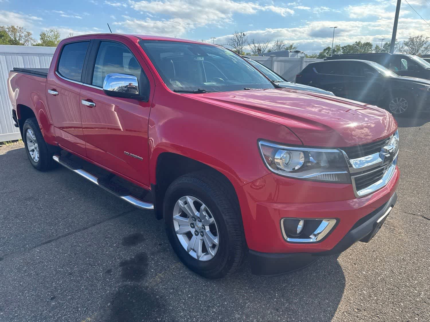 Used 2017 Chevrolet Colorado LT w/ Luxury Package, Chrome AWD/4WD image 10