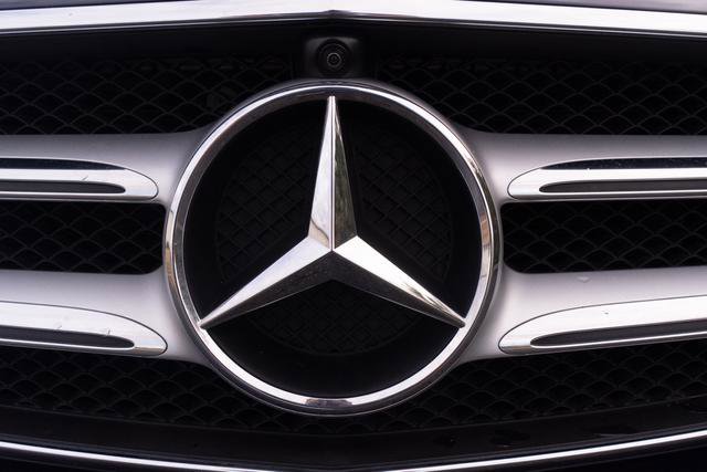 Used 2020 Mercedes-Benz E 350 Sedan image 46