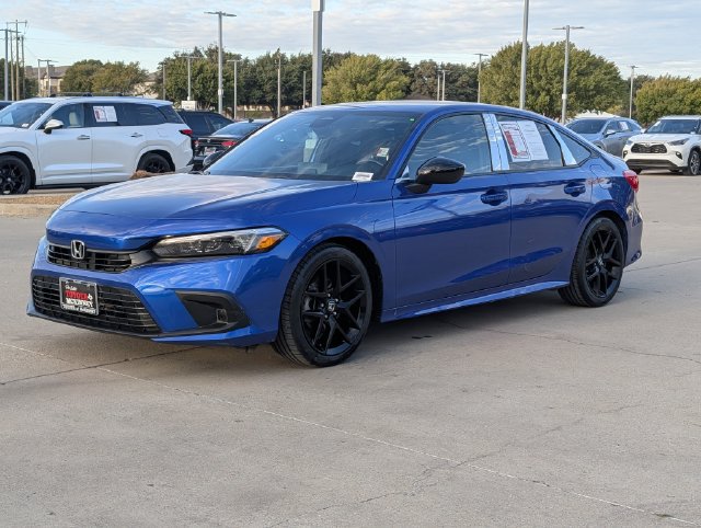 Used 2023 Honda Civic Sport image 10