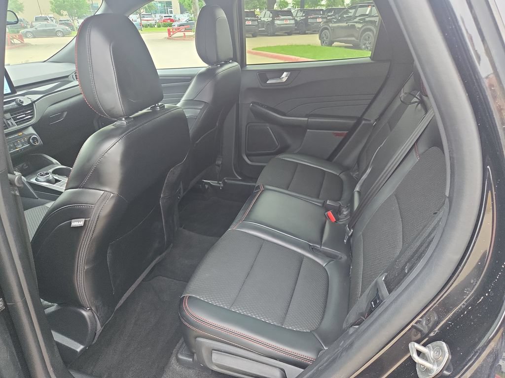 Used 2025 Ford Escape ST-Line AWD/4WD image 10