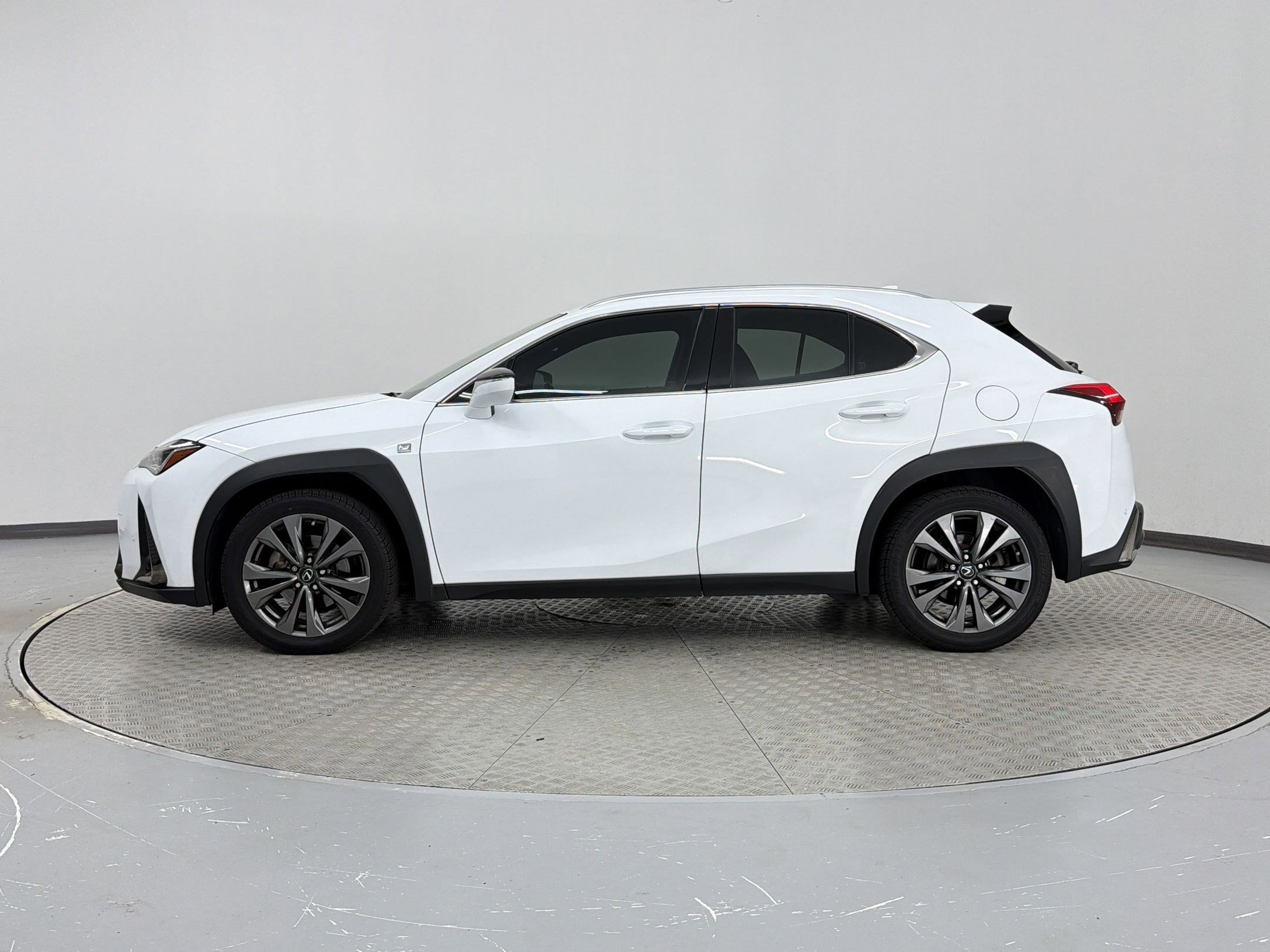Used 2019 Lexus UX 200 F Sport w/ F Sport Premium Package image 2