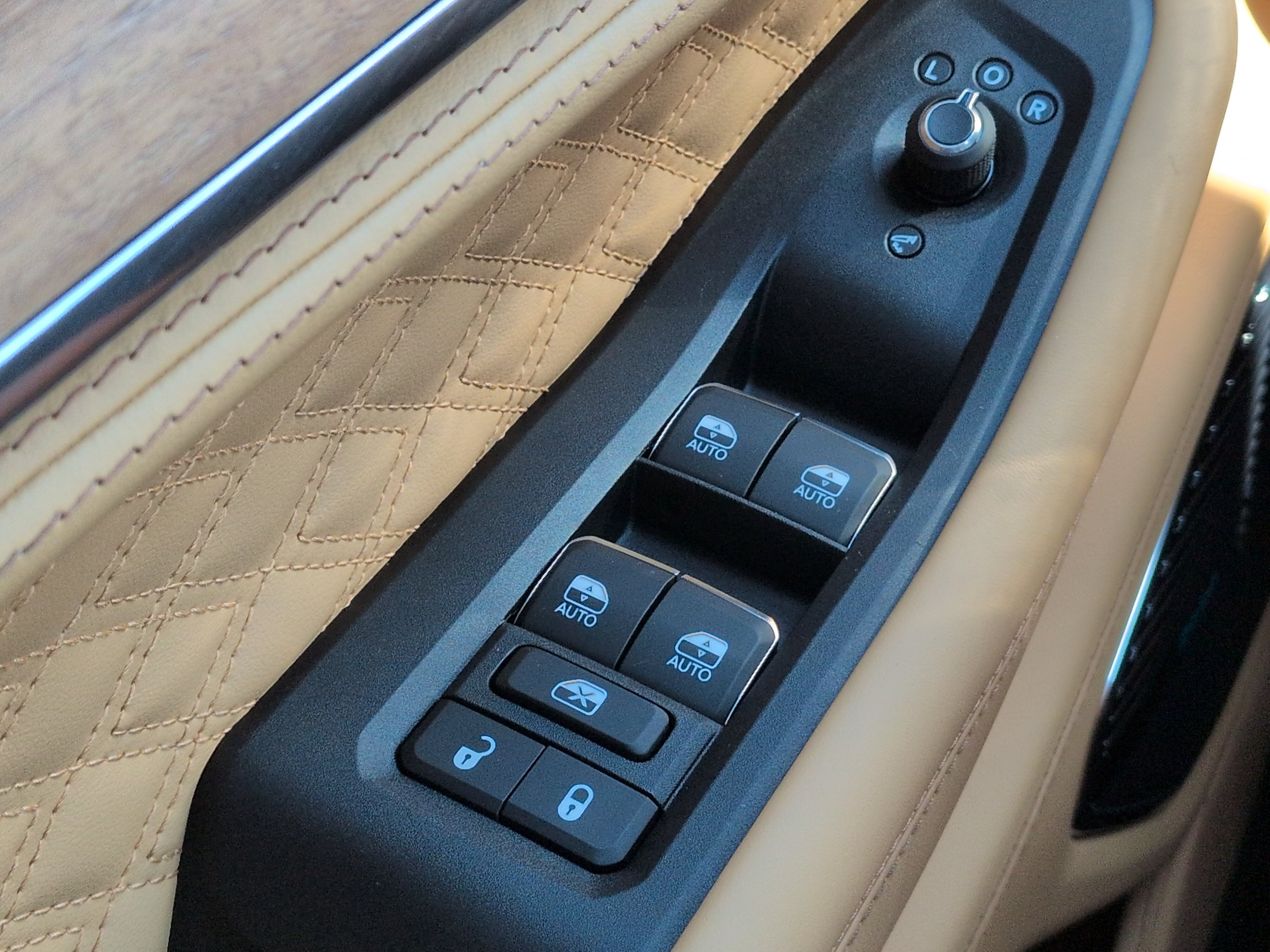 New 2027 Jeep Grand Cherokee Summit AWD/4WD image 23