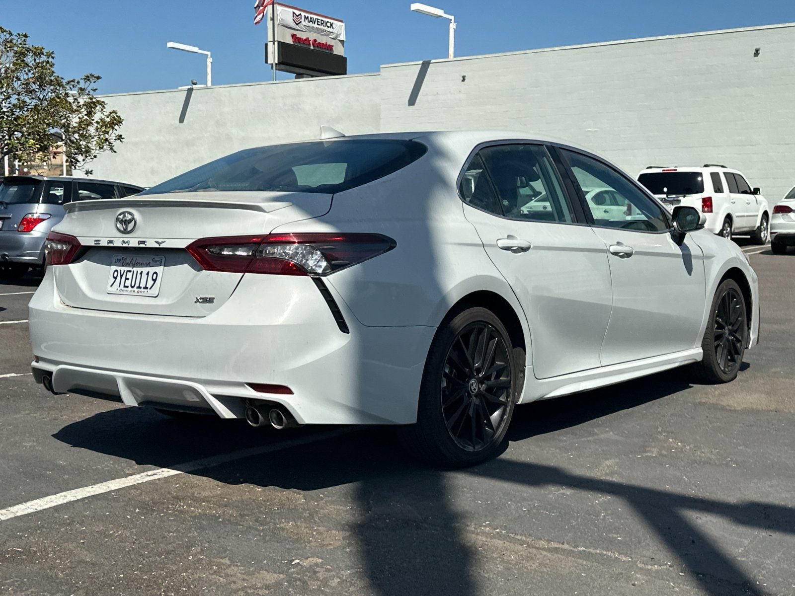 Used 2024 Toyota Camry XSE FWD image 3