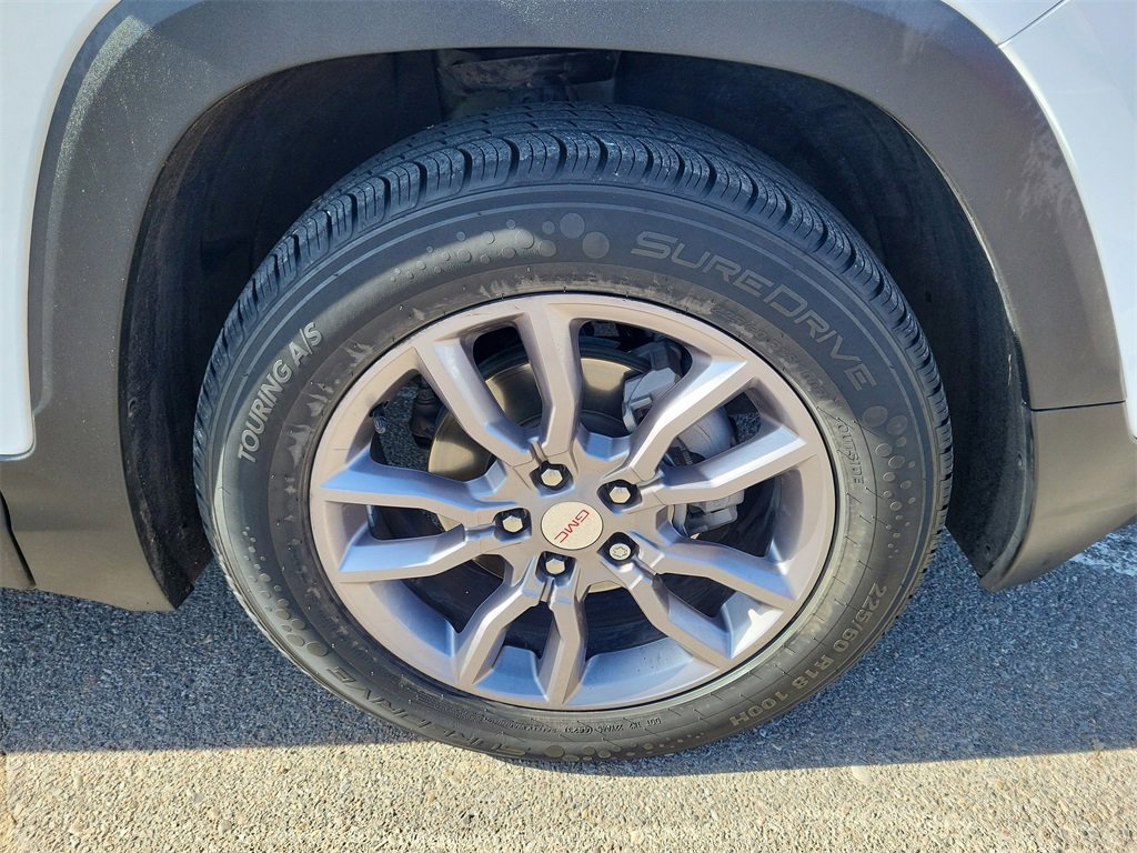 Certified 2023 GMC Terrain SLT image 17