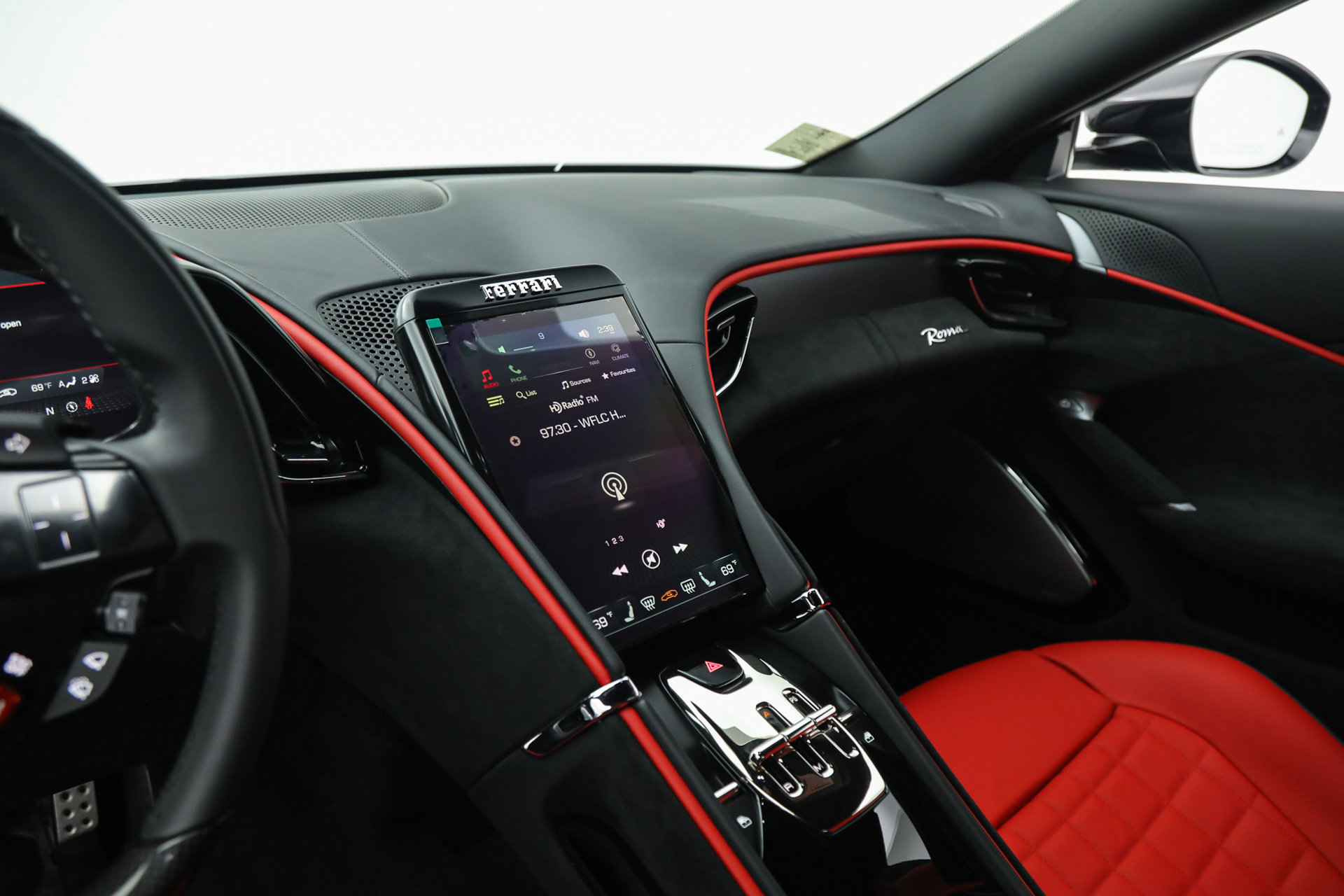 Certified 2022 Ferrari Roma image 26