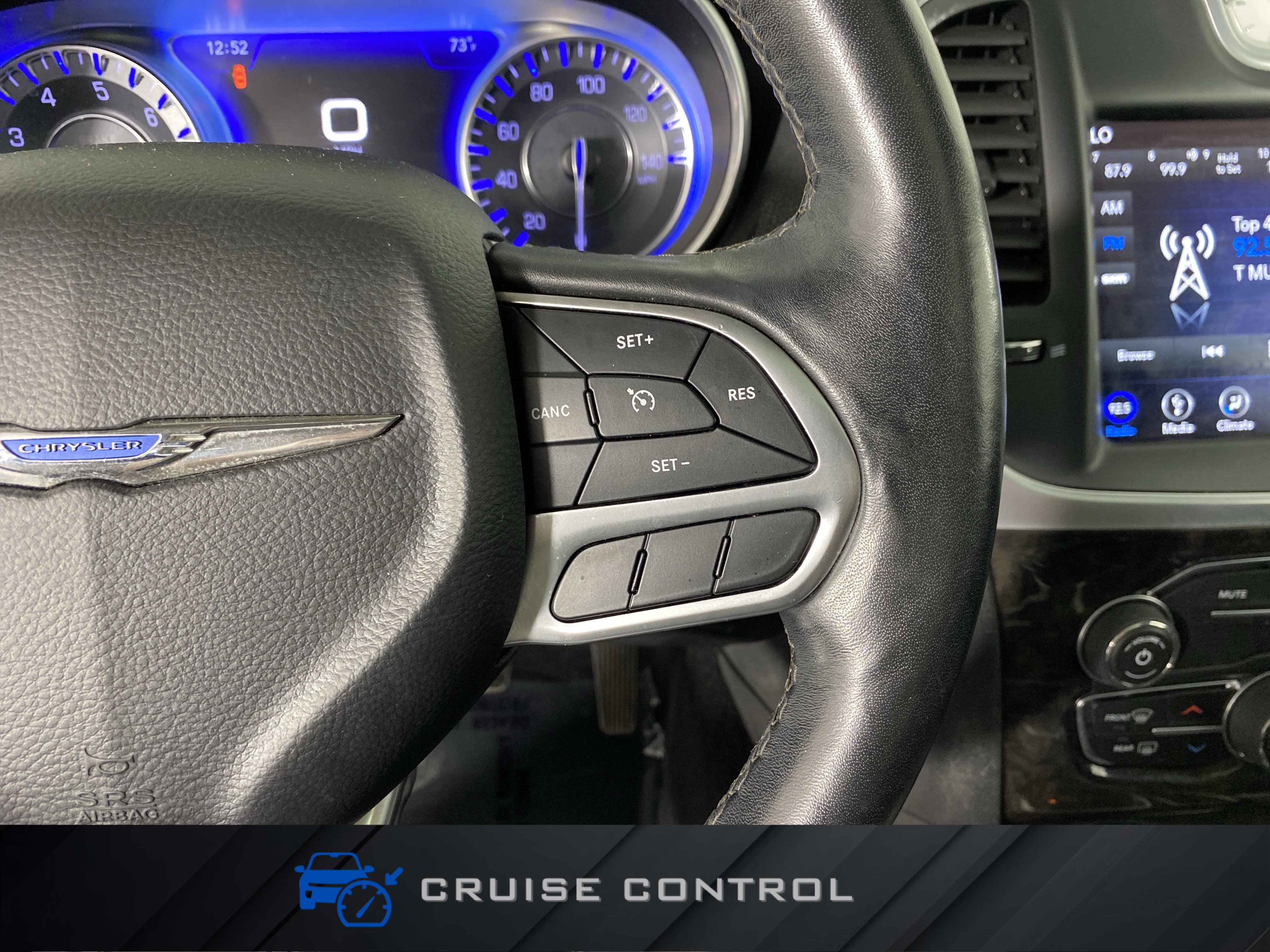 Used 2019 Chrysler 300 Limited RWD image 26