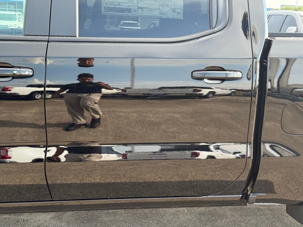 New 2026 Chevrolet Silverado 1500 LT image 22