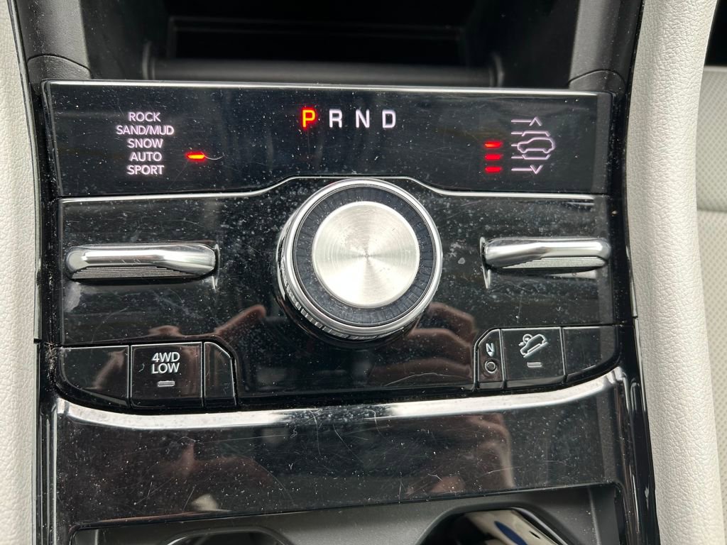 Certified 2023 Jeep Grand Cherokee Overland image 15