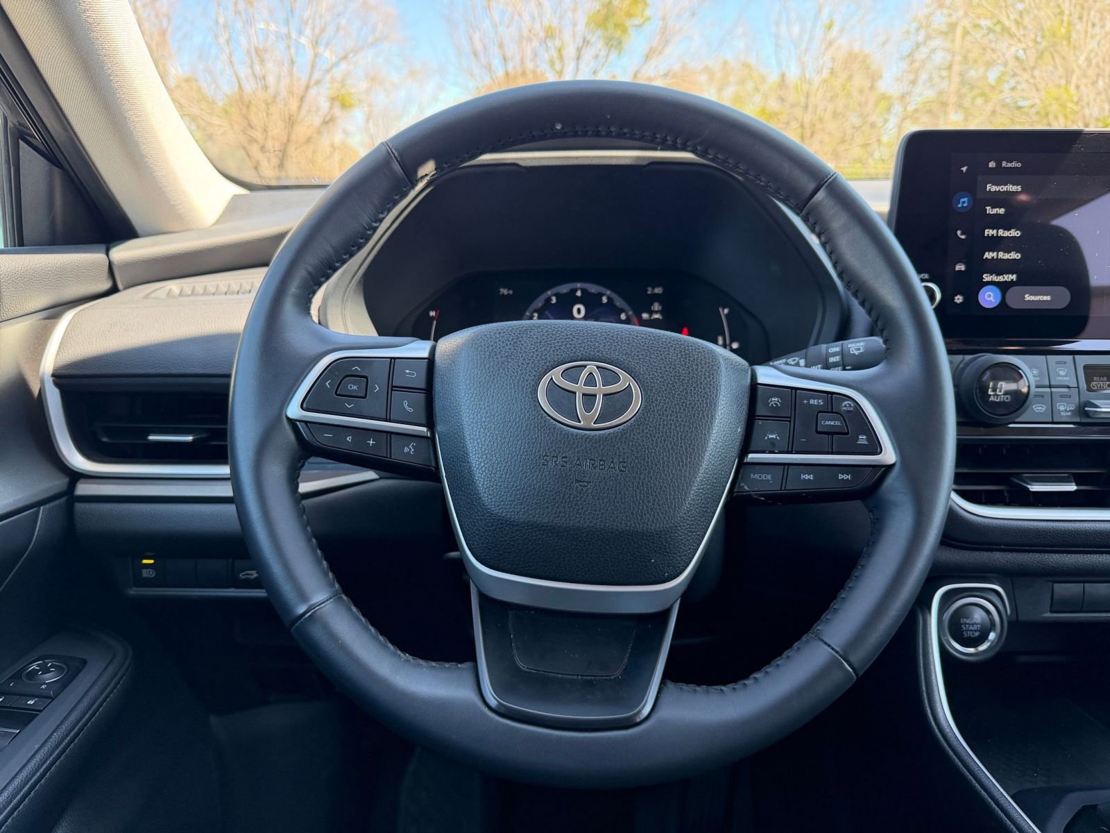 Used 2025 Toyota Grand Highlander FWD image 28