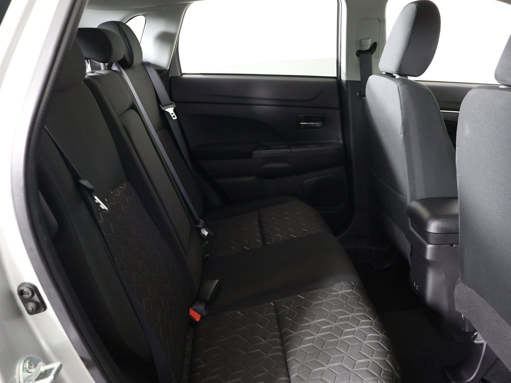 Used 2024 Mitsubishi Outlander Sport LE image 30