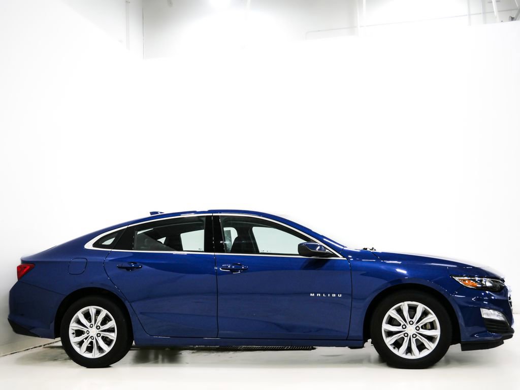 Used 2023 Chevrolet Malibu LT FWD image 4