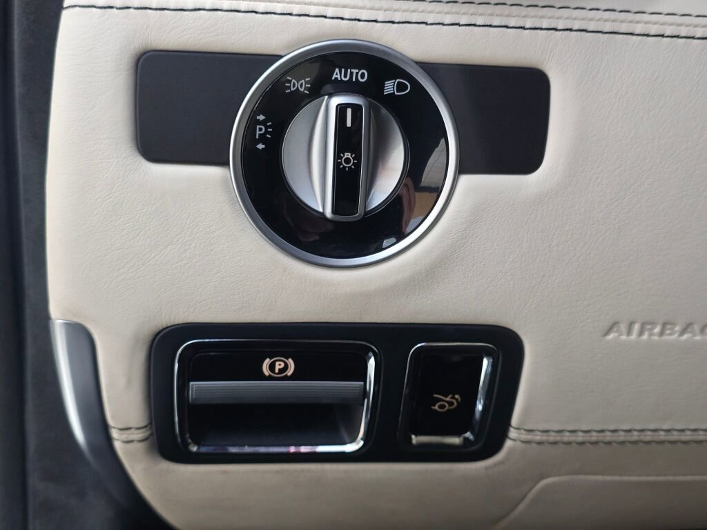 Used 2012 Mercedes-Benz SLS AMG Roadster image 39